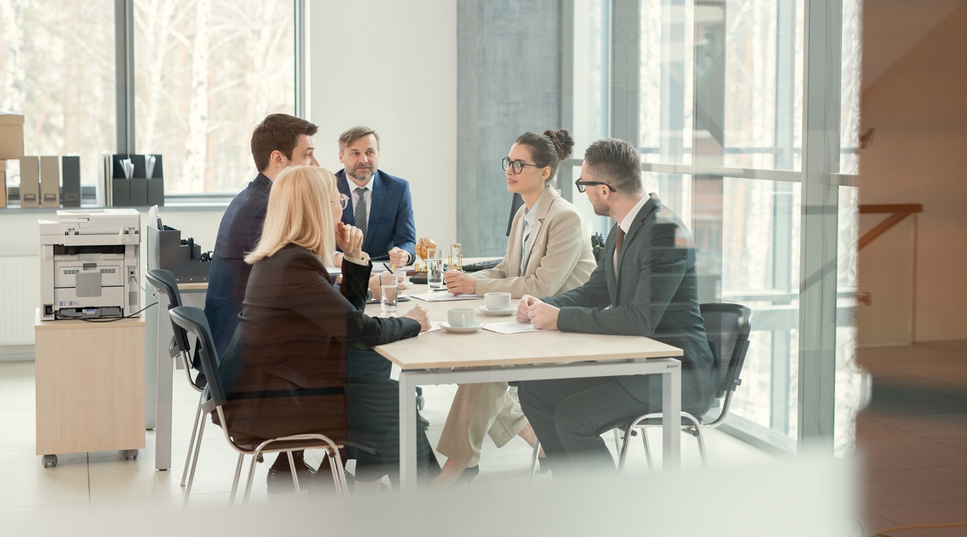 How Tax Attorneys Coordinate With Corporate Counsel in a Business Sale